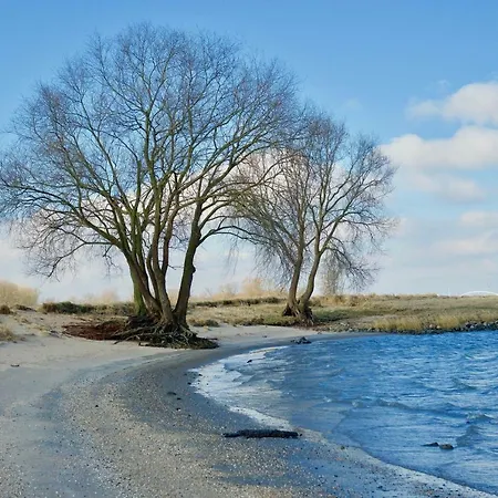 Buiten De Poort Woudrichem